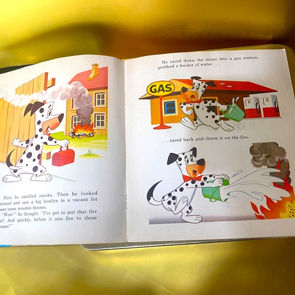 HUCKLEBERRY HOUND VTG 60s AT THE FIREHOUSE PETER PAN VINYL RECORD & STORYBOOK 7” - Picture 5 of 16